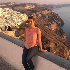 Meet your Posher, Mayra